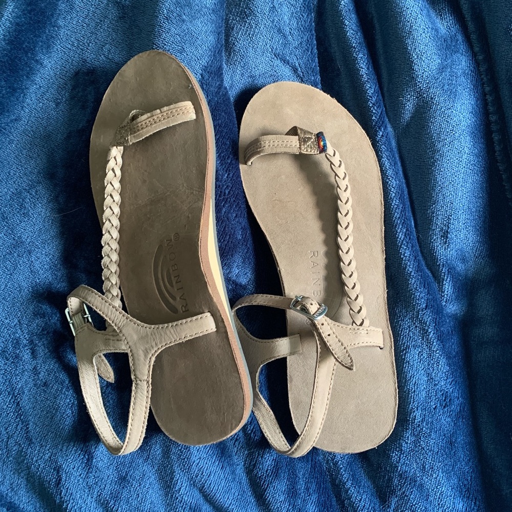 New Rainbow sandals (women’s 9)
